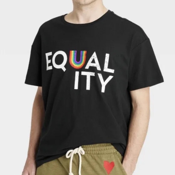 NEW GAY PRIDE EQUALITY BLACK T-SHIRT LGBTQIA RAINBOW UNISEX TEE PRIDE PARADE - Picture 1 of 7